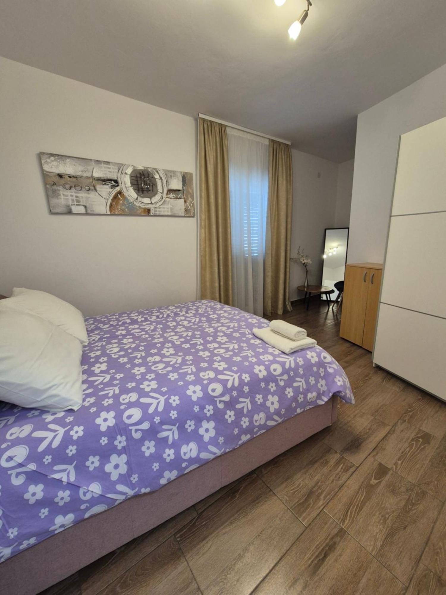 Apartman Smoljic 4+2 Примоштен Екстер'єр фото